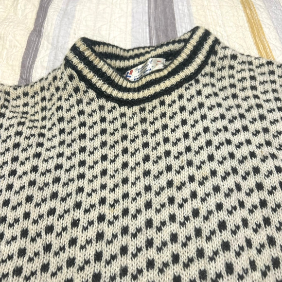 Fana Knit Norway Vintage Sweater Mens S Blue Beige Long Sleeve Chunky Warm - Picture 4 of 13